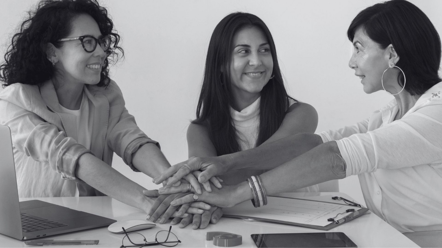 Como estabelecer limites no trabalho sem culpa: uma habilidade essencial para mulheres líderes